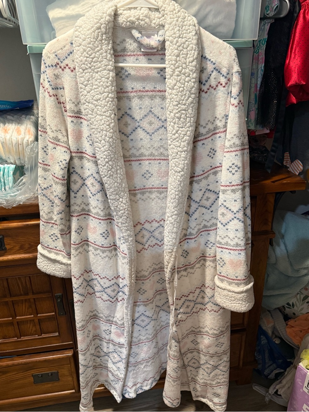 Secret Treasures Ivory Sherpa-Lined Patterned Women's Cardigan Robe